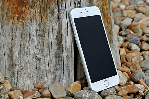 iphone-6-458159_1280